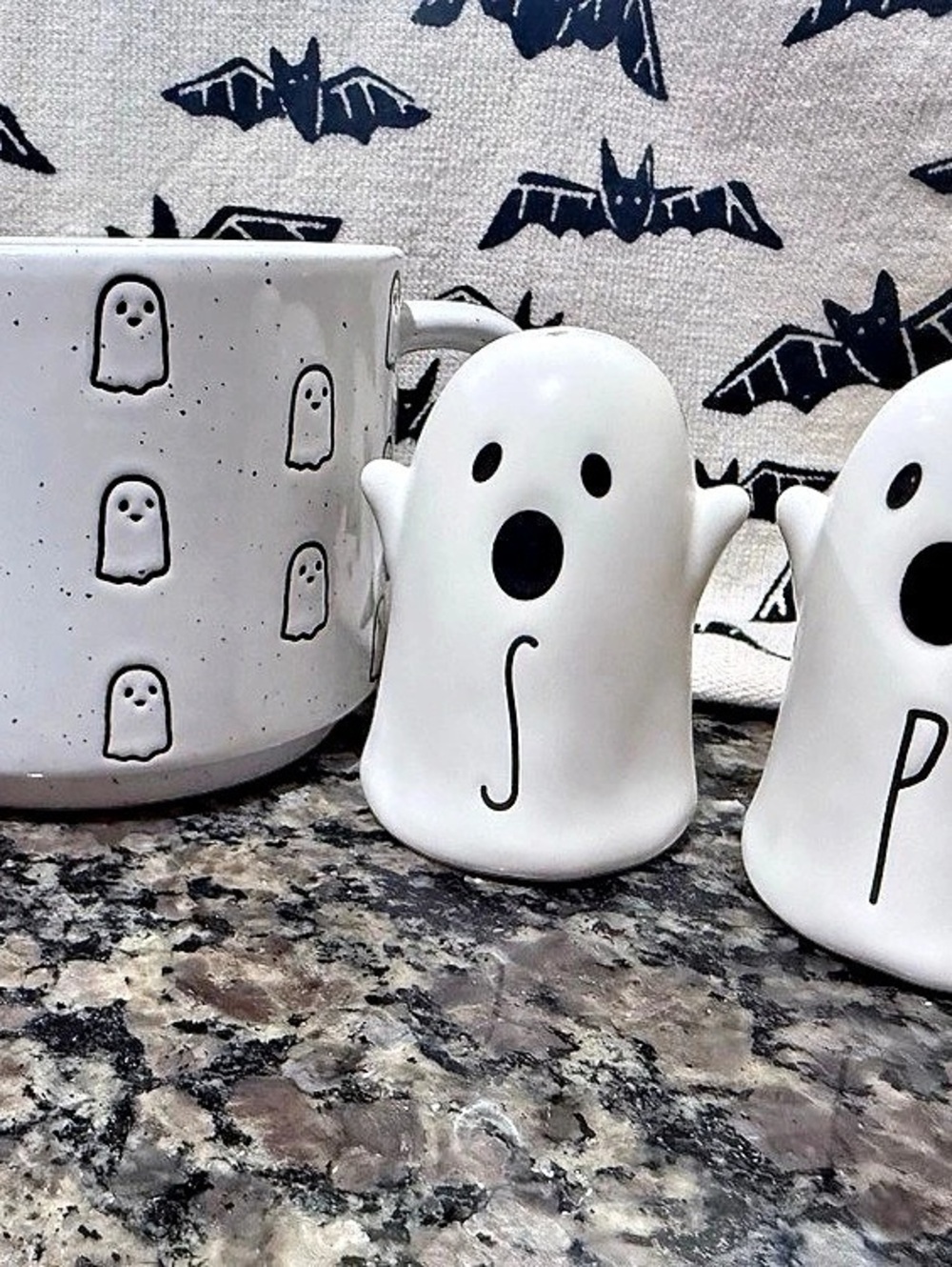 Rae Dunn Salt & Pepper Set w/ Mug